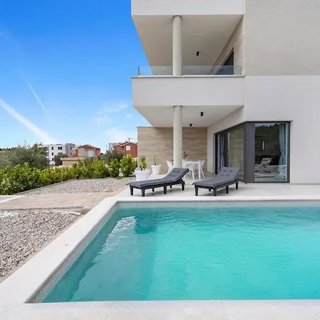 Apartamento Maslina Mit Privatem Salzwasserpool Tribalj