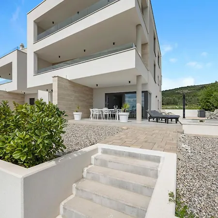 Maslina Mit Privatem Salzwasserpool Apartamento