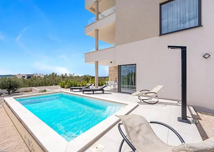 Maslina Mit Privatem Salzwasserpool Appartamento