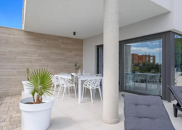 Maslina Mit Privatem Salzwasserpool