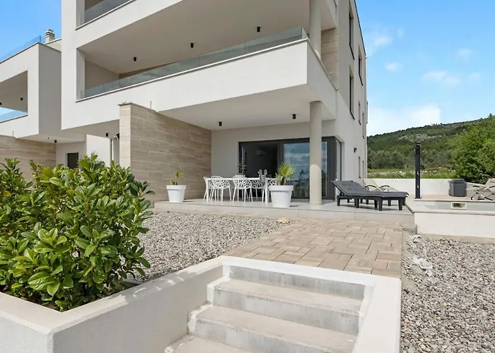 Maslina Mit Privatem Salzwasserpool Appartamento