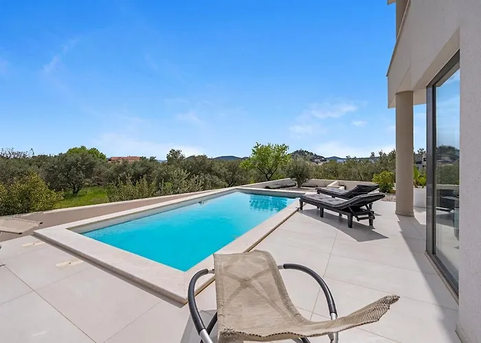 Maslina Mit Privatem Salzwasserpool Lejlighed *